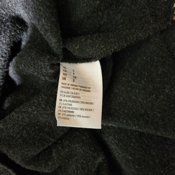 American Eagle Sweater - Picture 4 of 7